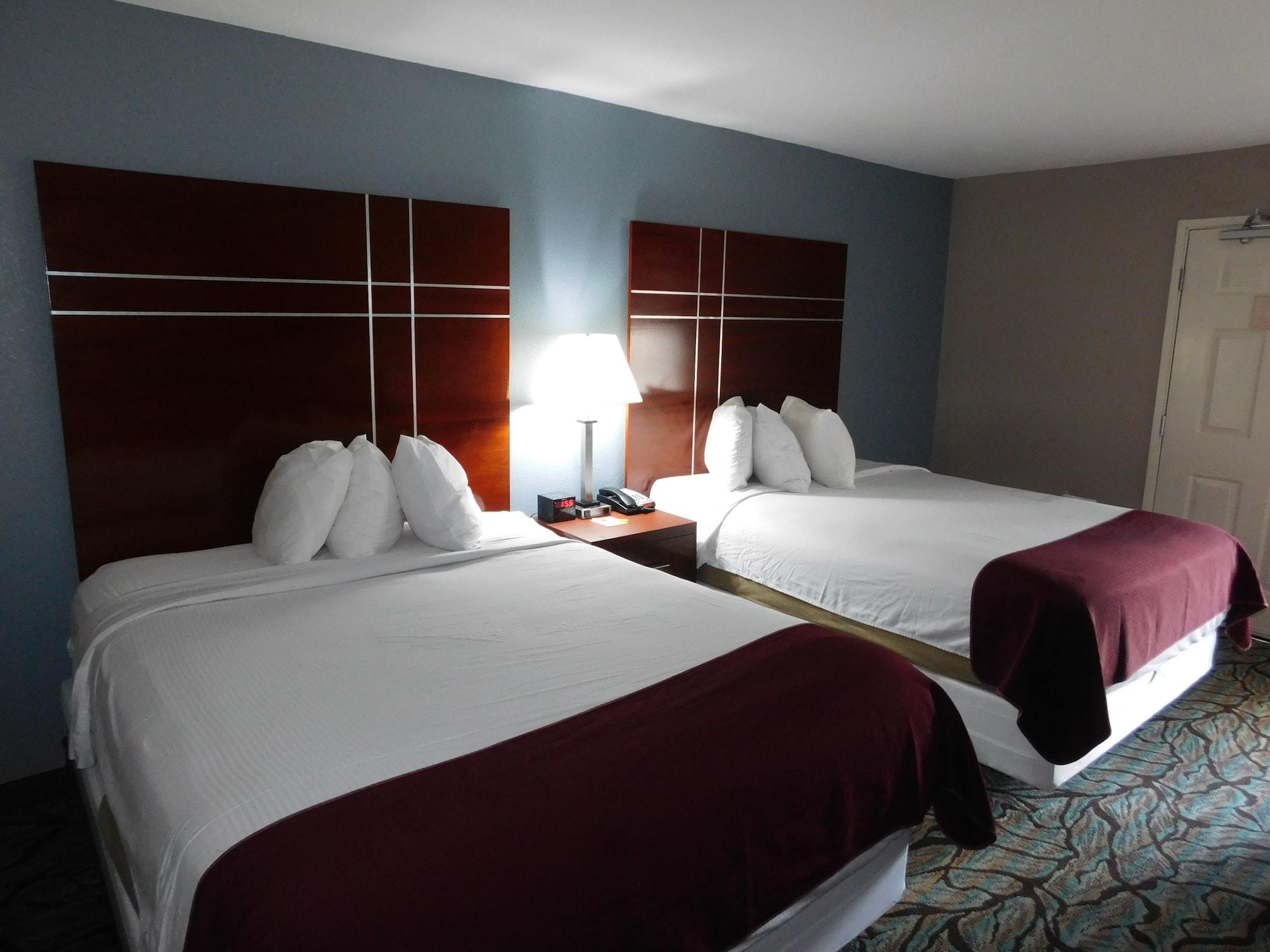 Days Inn By Wyndham West Des Moines - Clive Экстерьер фото