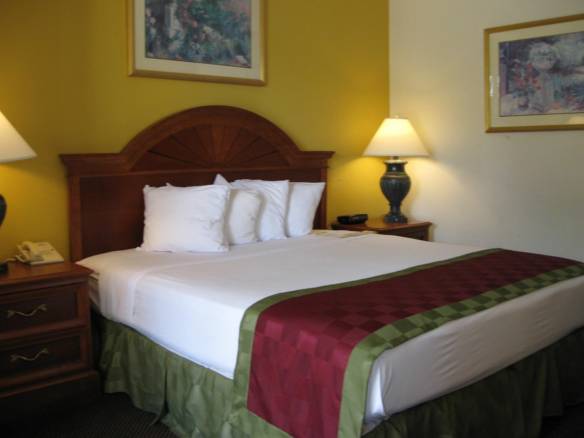 Days Inn By Wyndham West Des Moines - Clive Экстерьер фото
